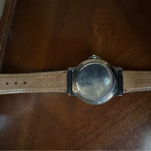 Vintage Mickey Mouse Disney watch by Fossil - Picture 5 of 5